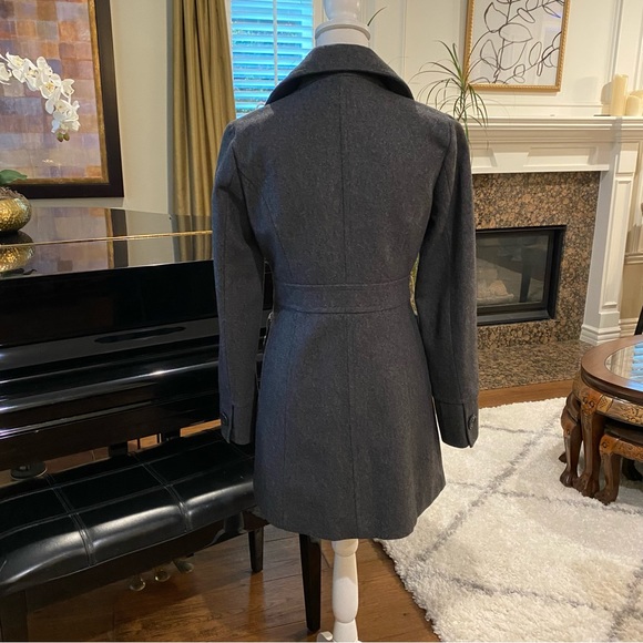 Tulle Coat - Picture 3 of 7